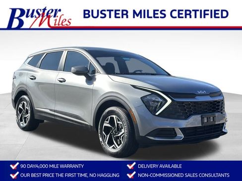 Used 2023 Kia Sportage LX image 1