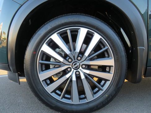 Used 2022 Nissan Pathfinder Platinum w/ Cargo Package image 6