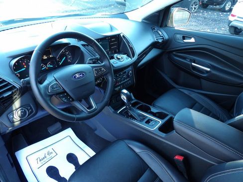 Used 2019 Ford Escape Titanium image 13