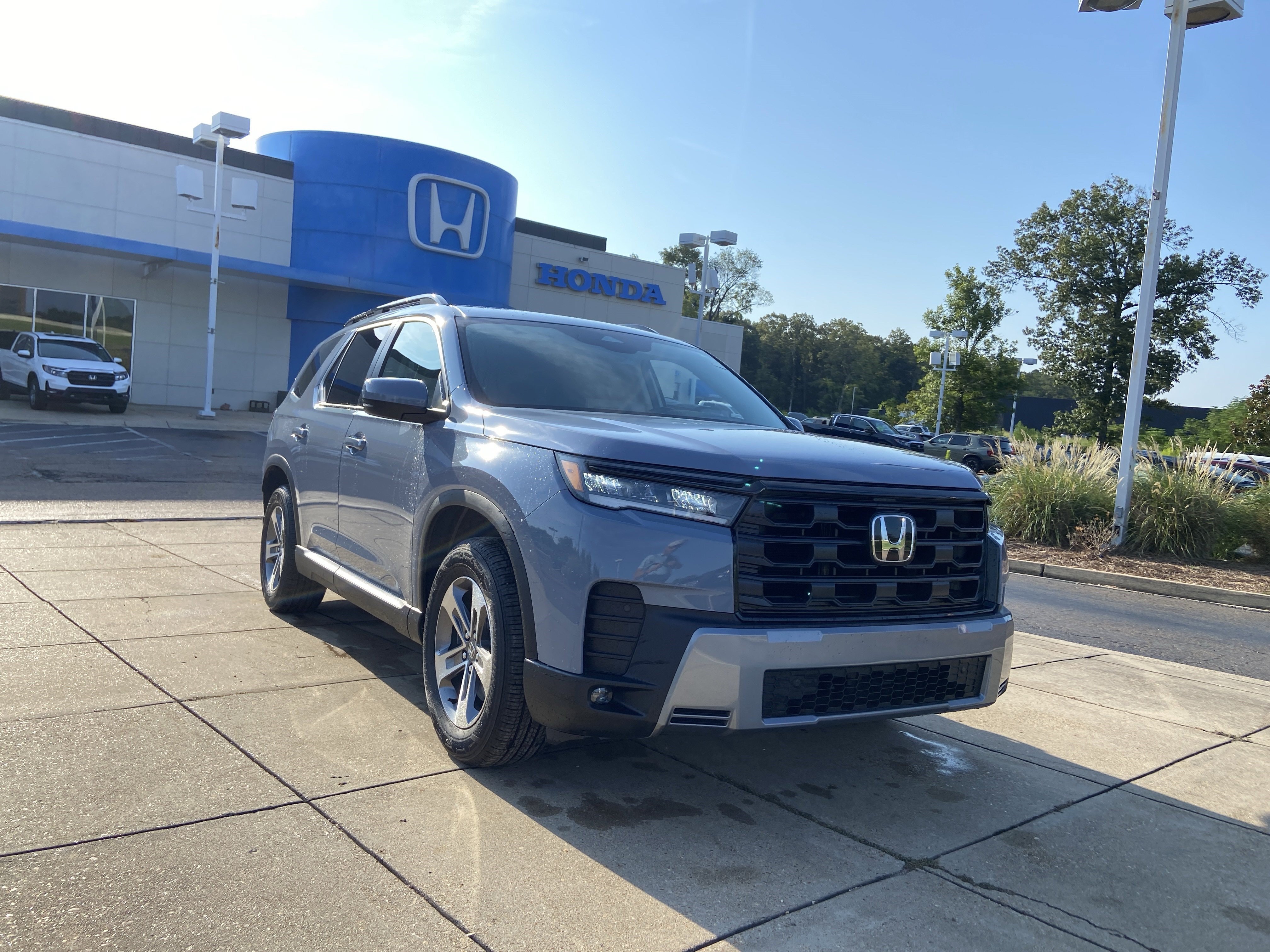 New 2026 Honda Pilot EX-L image 2