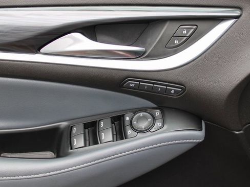 Certified 2024 Buick Enclave Premium image 8