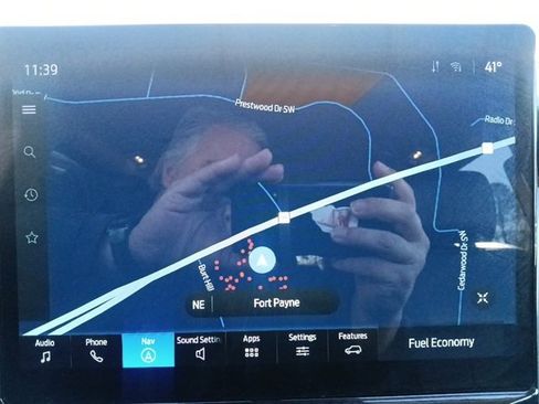 Used 2023 Ford Expedition Max XLT image 21