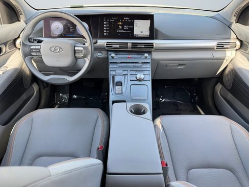 Used 2022 Hyundai Nexo Blue image 10