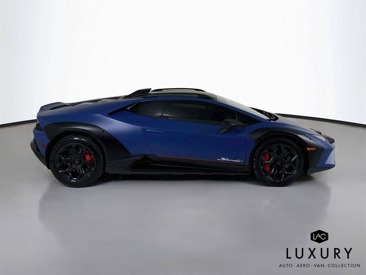Used 2023 Lamborghini Huracan Sterrato AWD/4WD image 5