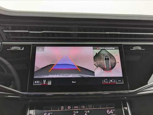 Used 2022 Audi Q7 3.0T Premium Plus image 28