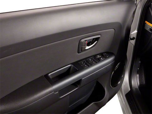 Used 2010 Kia Soul + w/ Audio Pkg FWD image 12