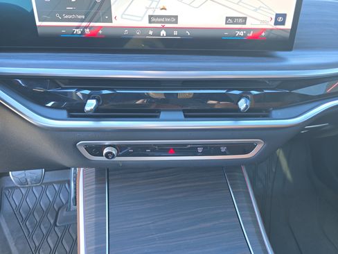 Used 2024 BMW X5 M60i w/ Executive Package image 30