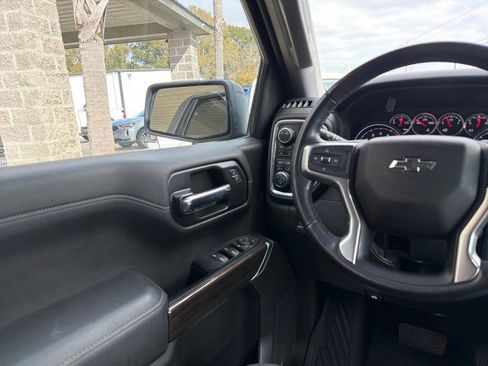 Used 2022 Chevrolet Silverado 1500 LT Trail Boss w/ Safety Package image 17