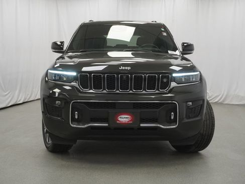 Used 2024 Jeep Grand Cherokee Overland w/ Adv Protech Group III AWD/4WD image 8