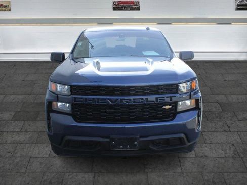 Used 2022 Chevrolet Silverado 1500 Custom w/ Safety Confidence Package image 2