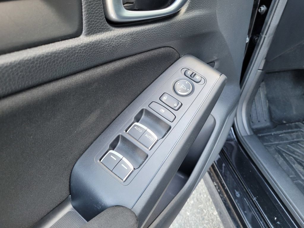 Used 2024 Honda Civic Sport image 32