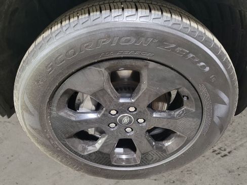 Certified 2025 Land Rover Defender 110 S image 11