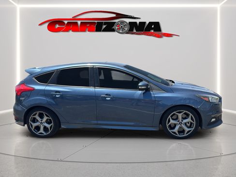 Used 2018 Ford Focus ST FWD image 14
