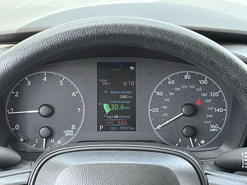 Used 2025 Toyota Corolla LE FWD image 13