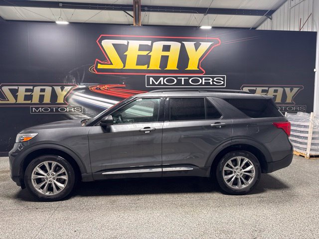 Used 2020 Ford Explorer XLT w/ Equipment Group 202A AWD/4WD image 2