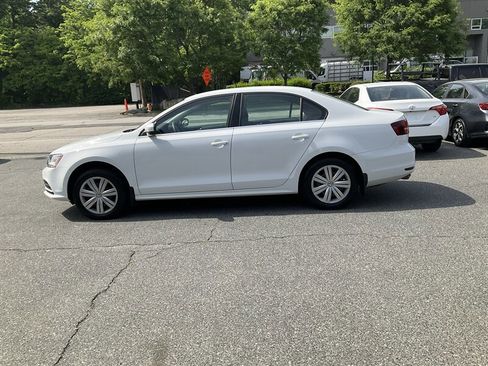 Used 2017 Volkswagen Jetta S FWD image 8