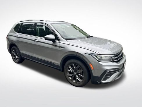 Used 2022 Volkswagen Tiguan SE AWD/4WD image 6