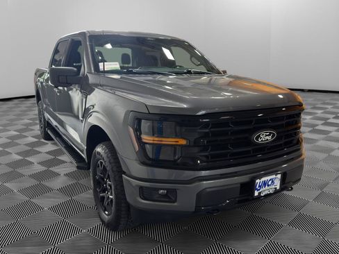 Used 2024 Ford F150 XLT w/ XLT Black Appearance Package AWD/4WD image 7