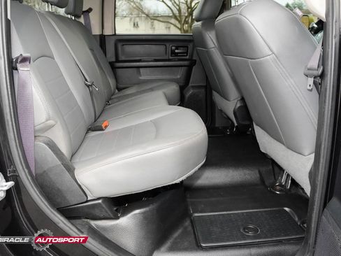 Used 2017 RAM 3500 Tradesman w/ Chrome Appearance Group image 24