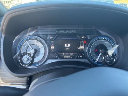 Used 2022 RAM 2500 Limited AWD/4WD image 25