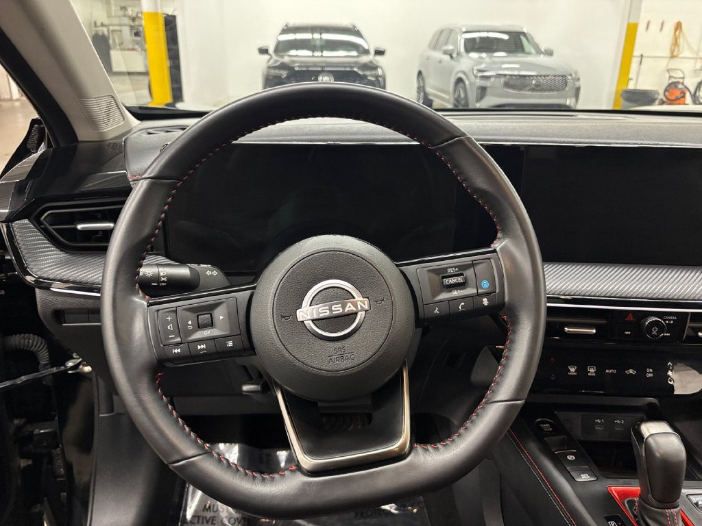Used 2025 Nissan Kicks SR AWD/4WD image 21