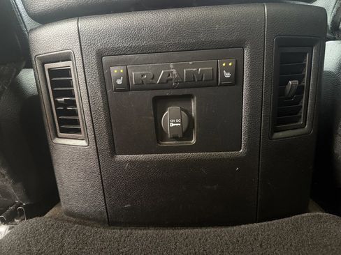 Used 2013 RAM 2500 Laramie w/ Protection Group image 43