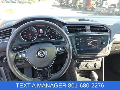 Used 2021 Volkswagen Tiguan SE w/ Panoramic Sunroof Package AWD/4WD image 37