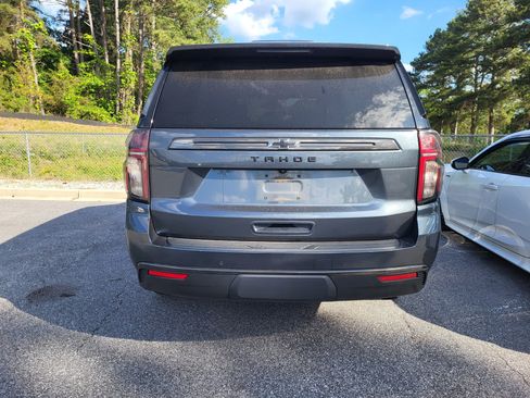 Used 2021 Chevrolet Tahoe Z71 w/ Luxury Package AWD/4WD image 5
