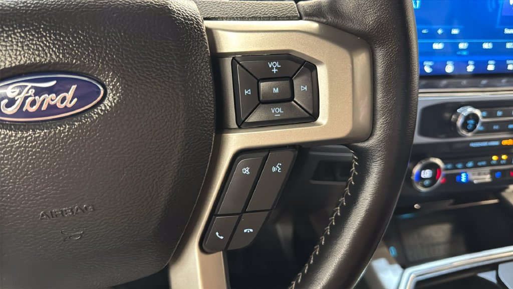 Used 2022 Ford F350 Lariat w/ Lariat Ultimate Package AWD/4WD image 30