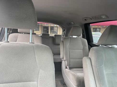 Used 2012 Honda Odyssey LX image 10