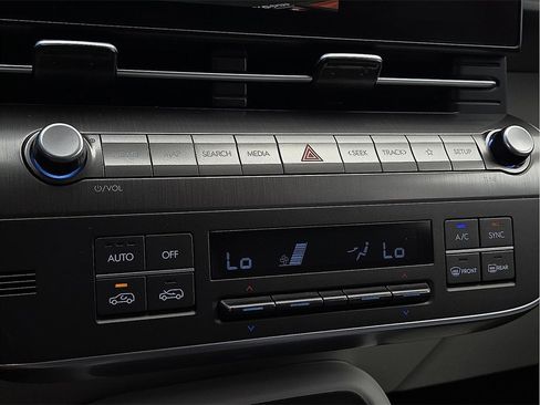 Used 2025 Hyundai Kona SEL image 14