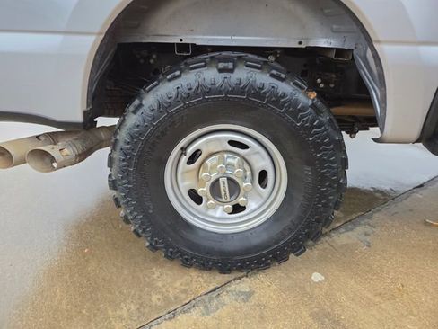 Used 2024 Ford F250 XL image 11