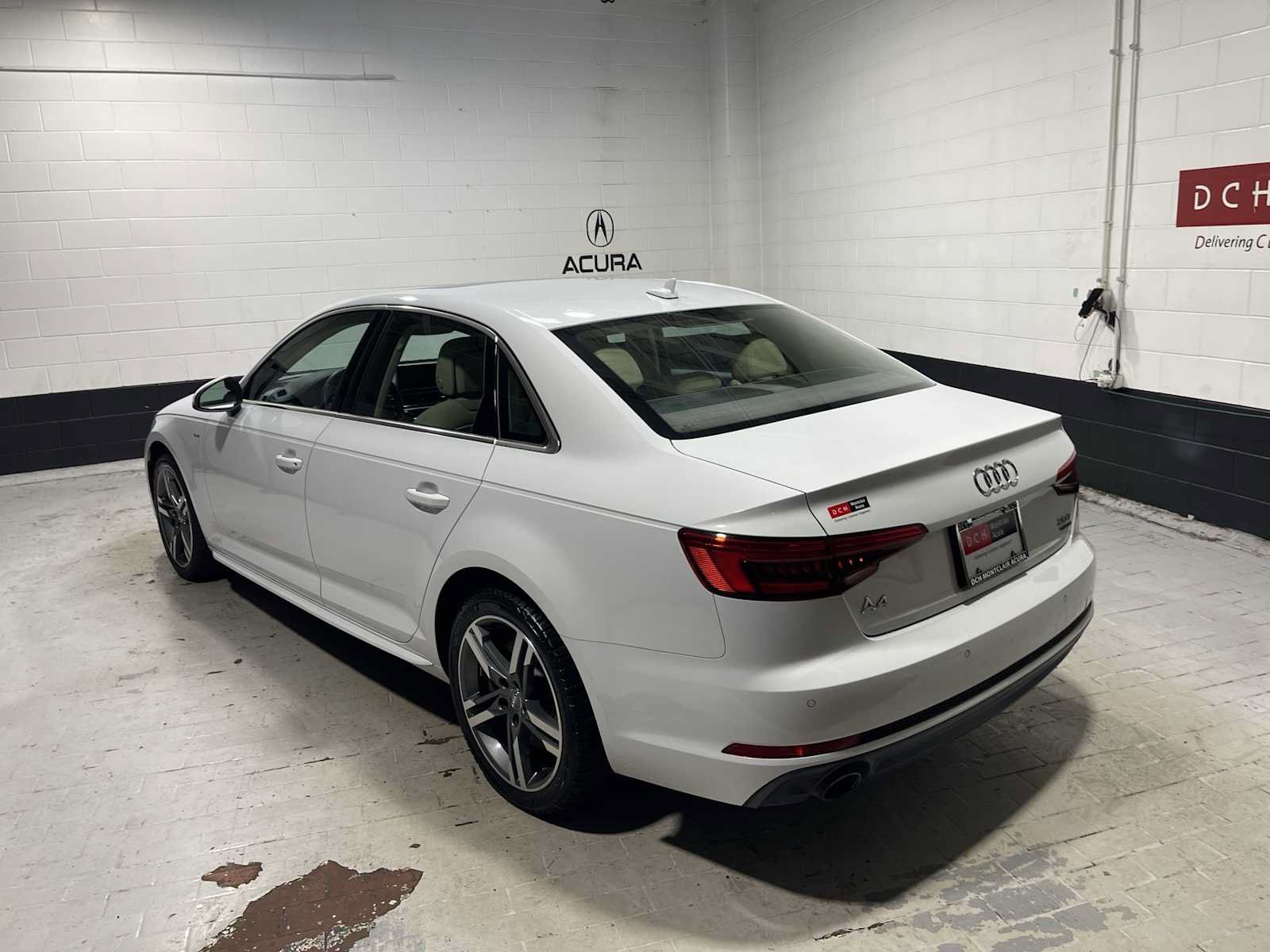Used 2017 Audi A4 2.0T Premium Plus w/ Premium Plus Package AWD/4WD image 4