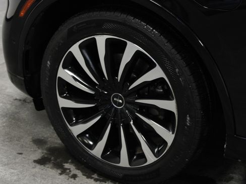 Used 2020 Lincoln Aviator Black Label Grand Touring w/ Class IV Trailer Tow Package image 10