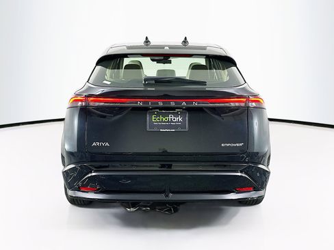 Used 2023 Nissan Ariya FWD image 7