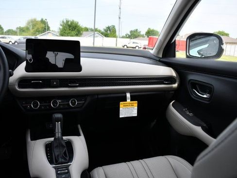 New 2026 Honda HR-V EX-L image 18