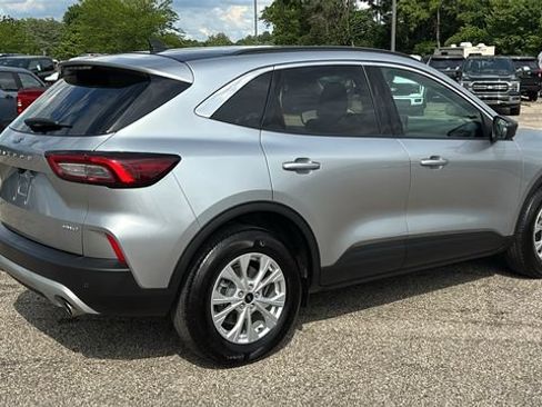 Used 2023 Ford Escape Active w/ Tech Pack #1 AWD/4WD image 29