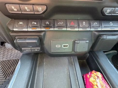 Used 2021 GMC Sierra 1500 AT4 w/ AT4 Premium Package AWD/4WD image 53