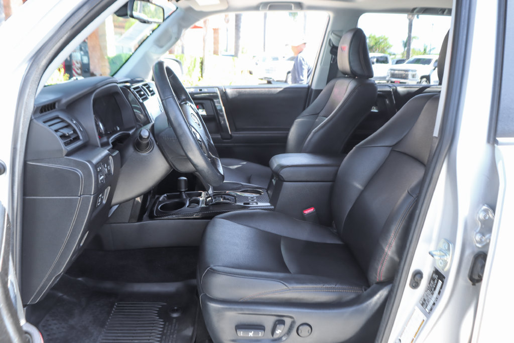 Used 2022 Toyota 4Runner TRD Off-Road Premium w/ Moonroof Package AWD/4WD image 16