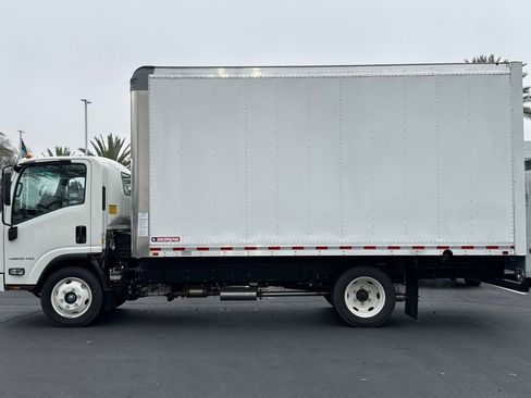 New 2025 Chevrolet Low Cab Forward image 6