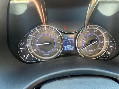 Used 2017 INFINITI QX80 4WD w/ Driver Assistance Package image 22