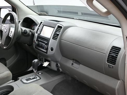 Used 2021 Nissan Frontier SV AWD/4WD image 30