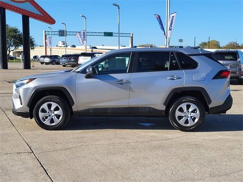 Used 2024 Toyota RAV4 LE image 5