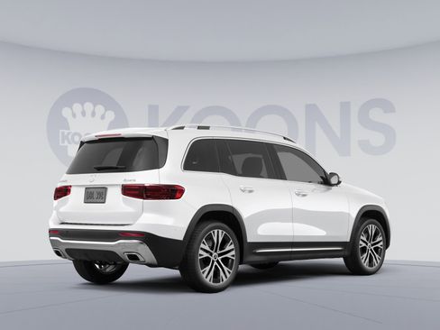 New 2026 Mercedes-Benz GLB 250 4MATIC image 4