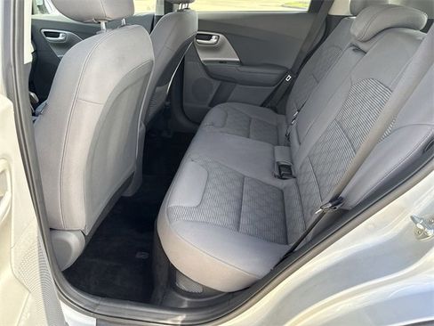 Used 2019 Kia Niro LX image 15