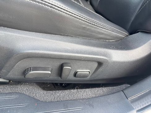 Used 2019 Subaru Outback 2.5i Limited AWD/4WD image 15