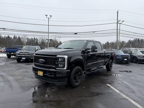 Certified 2023 Ford F250 Lariat w/ Lariat Ultimate Package AWD/4WD image 11