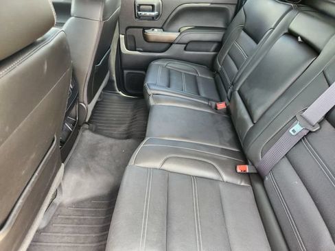 Used 2017 GMC Sierra 2500 Denali w/ Duramax Plus Package AWD/4WD image 29