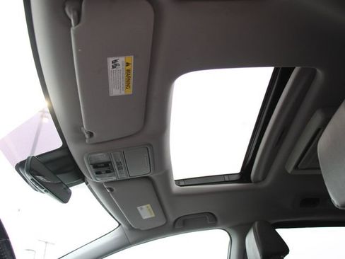 Used 2019 Honda Odyssey EX-L image 18