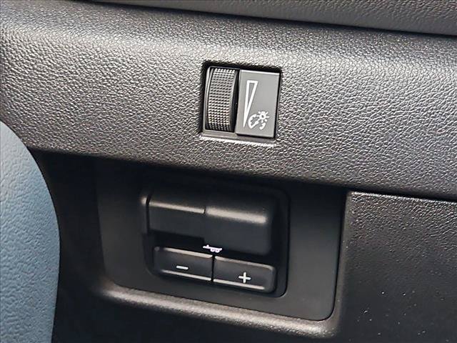 Used 2024 Chevrolet Colorado ZR2 w/ ZR2 Convenience Package III AWD/4WD image 17